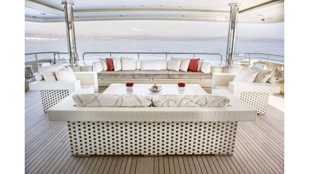 light-holic-13-1024-576