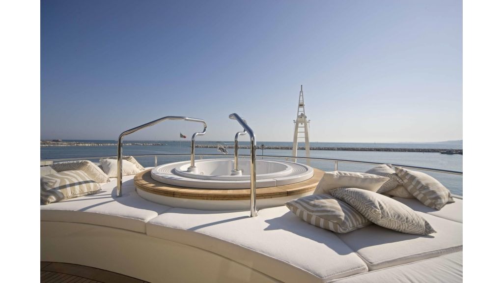 light-holic-9-1024-576