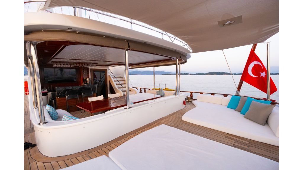 luce-del-mare-710-1024-576