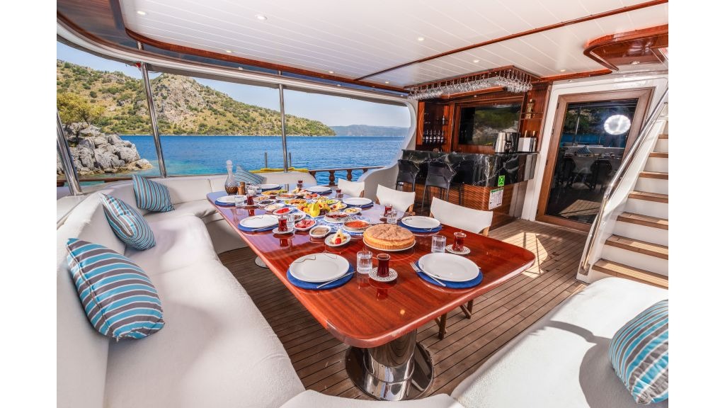 luce-del-mare-713-1024-576