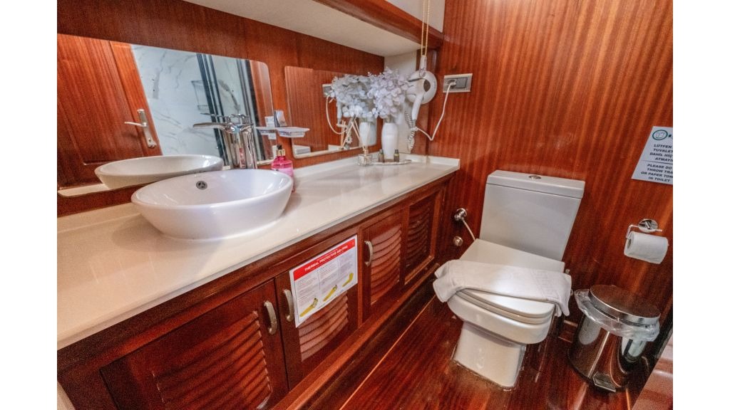 luce-del-mare-732-1024-576