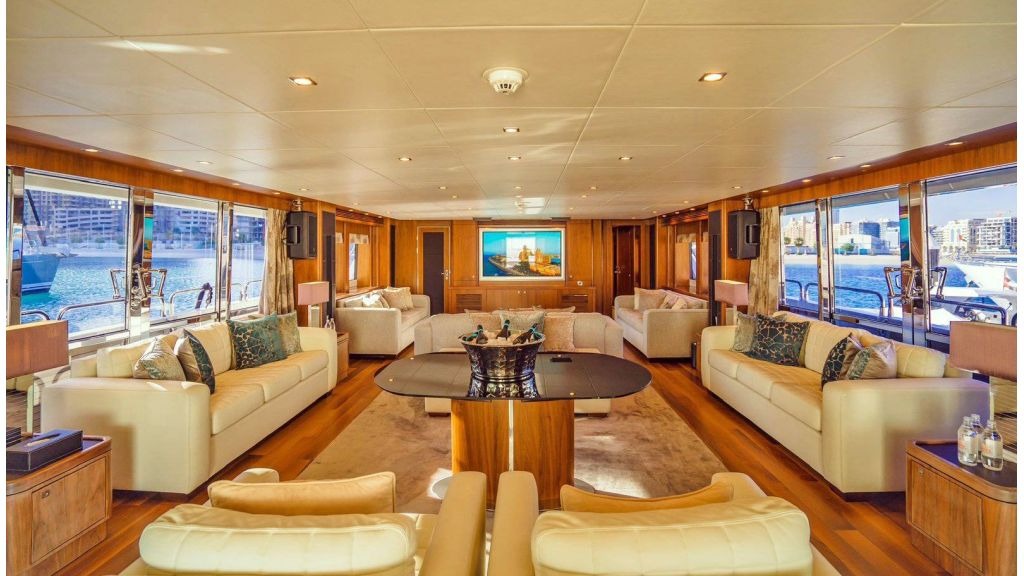 lucien-motor-yacht-11-1024-576