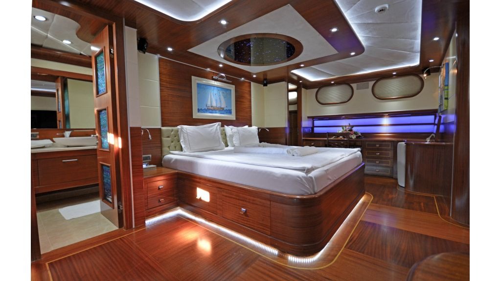 luxury-gulet-dolce-mare-26-1024-576