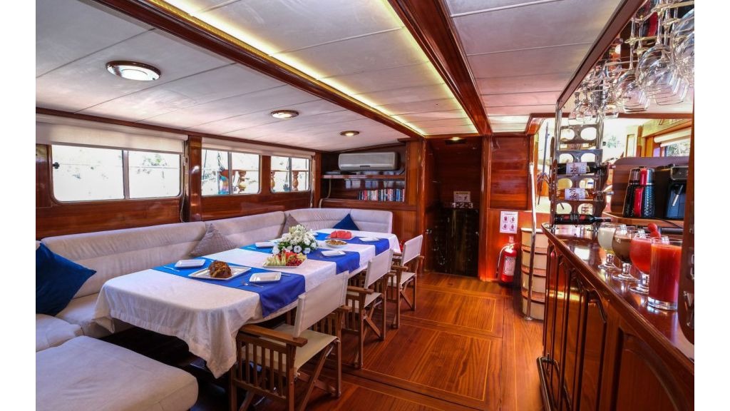 luxury-gulet-efe-burak-10-1024-576