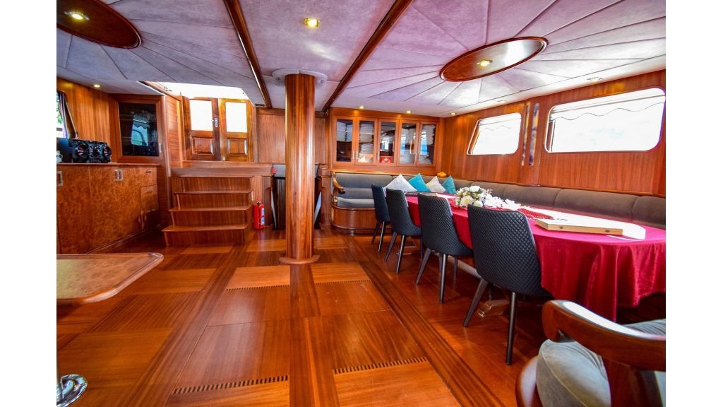 luxury-ugur-gulet-35-1024-576