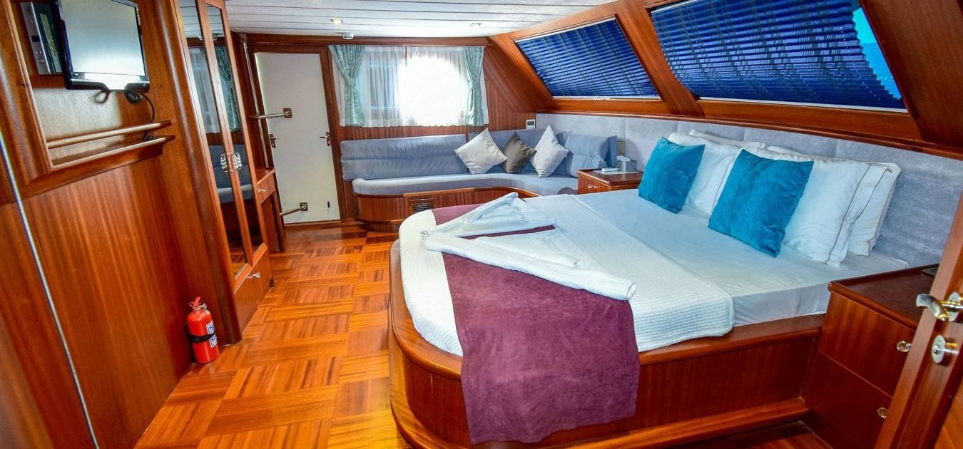 luxury-ugur-gulet-master-1-1350-630