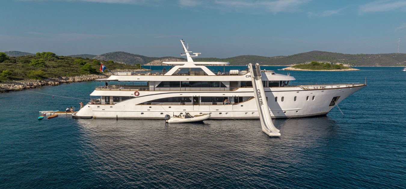 m-y-cristal-12-master-1350-630