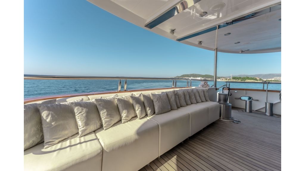 m-y-cristal-21-1024-576