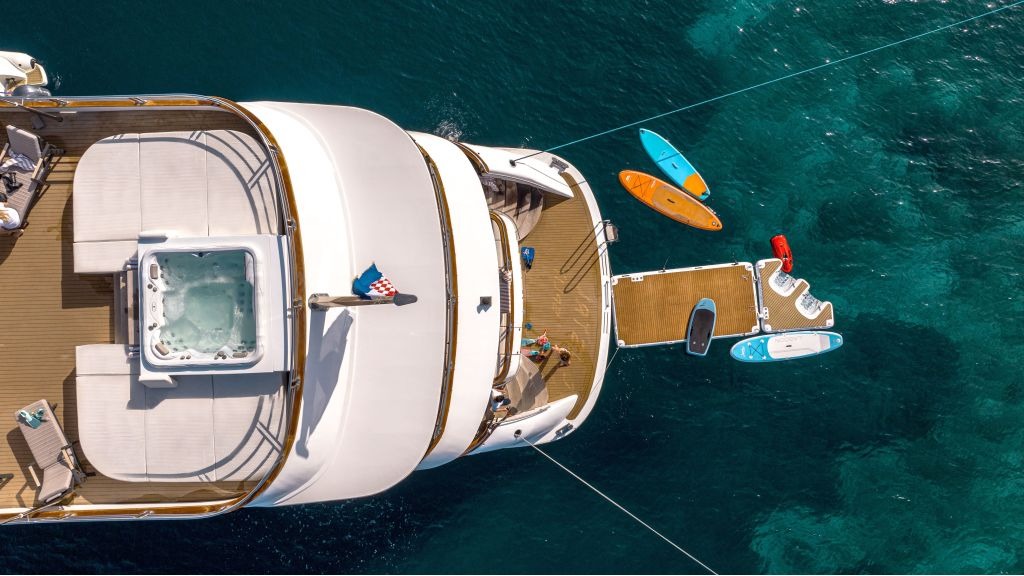 m-y-cristal-37-1024-576