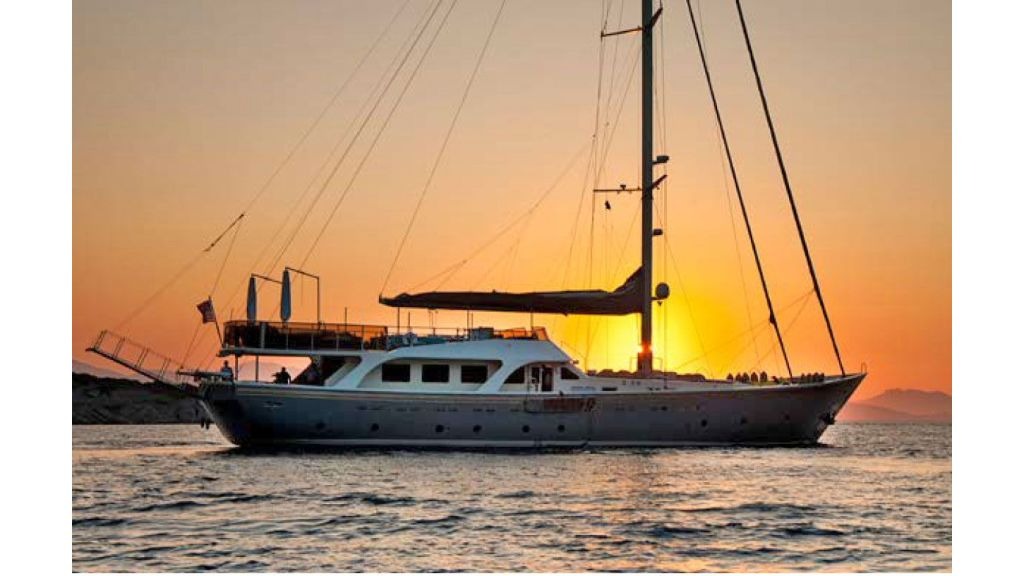 mermaid-ultra-luxury-gulet-17-1024-576