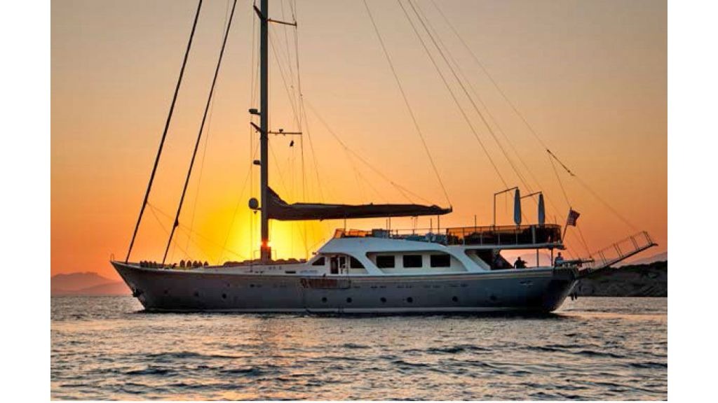 mermaid-ultra-luxury-gulet-6-1024-576