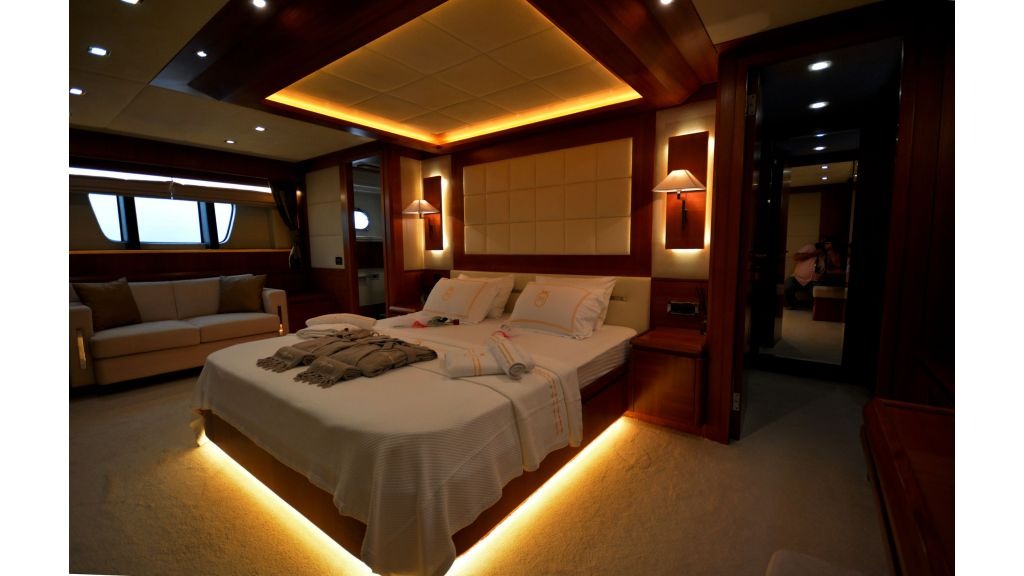 merve-motoryacht-19-1024-576