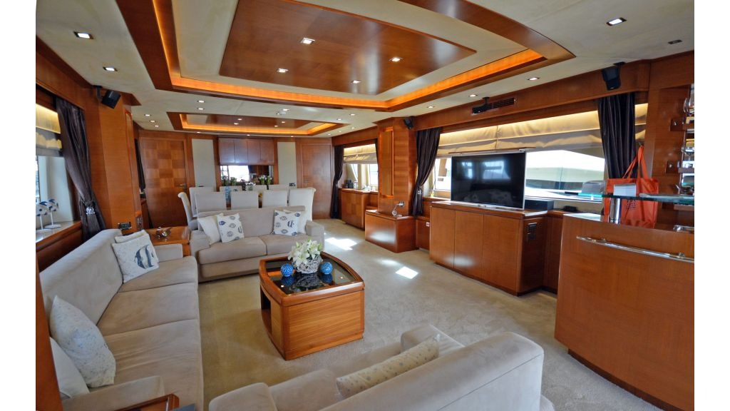 merve-motoryacht-2-1024-576