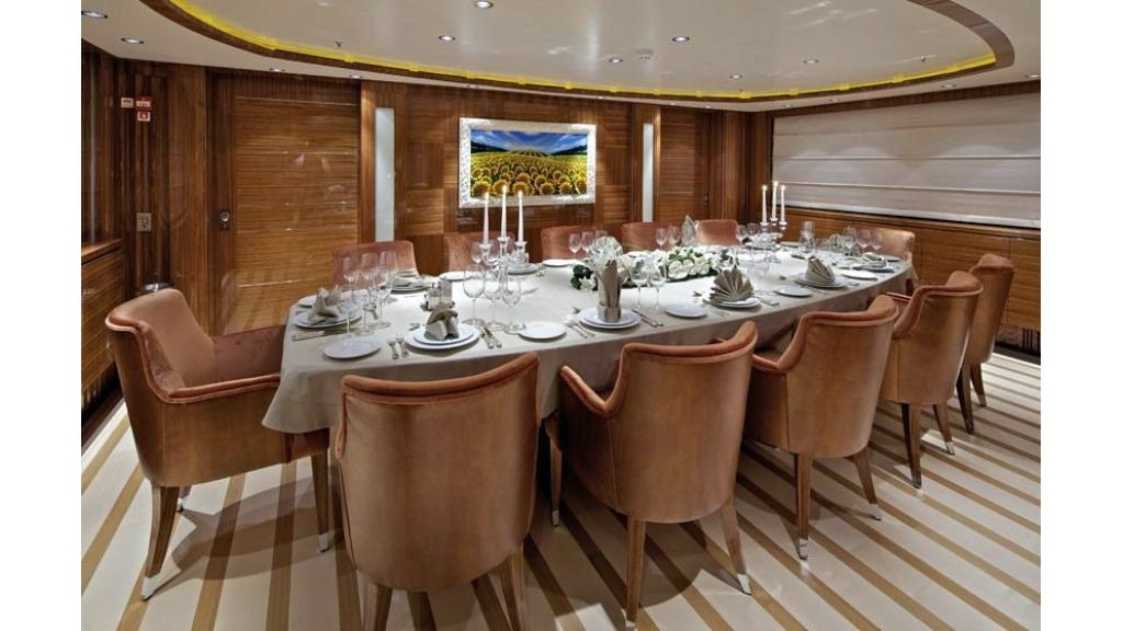 mia-rama-mega-yacht-19-1024-576