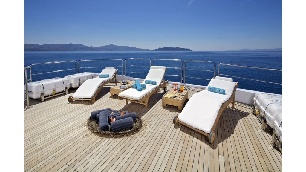 mia-rama-mega-yacht-8-1024-576