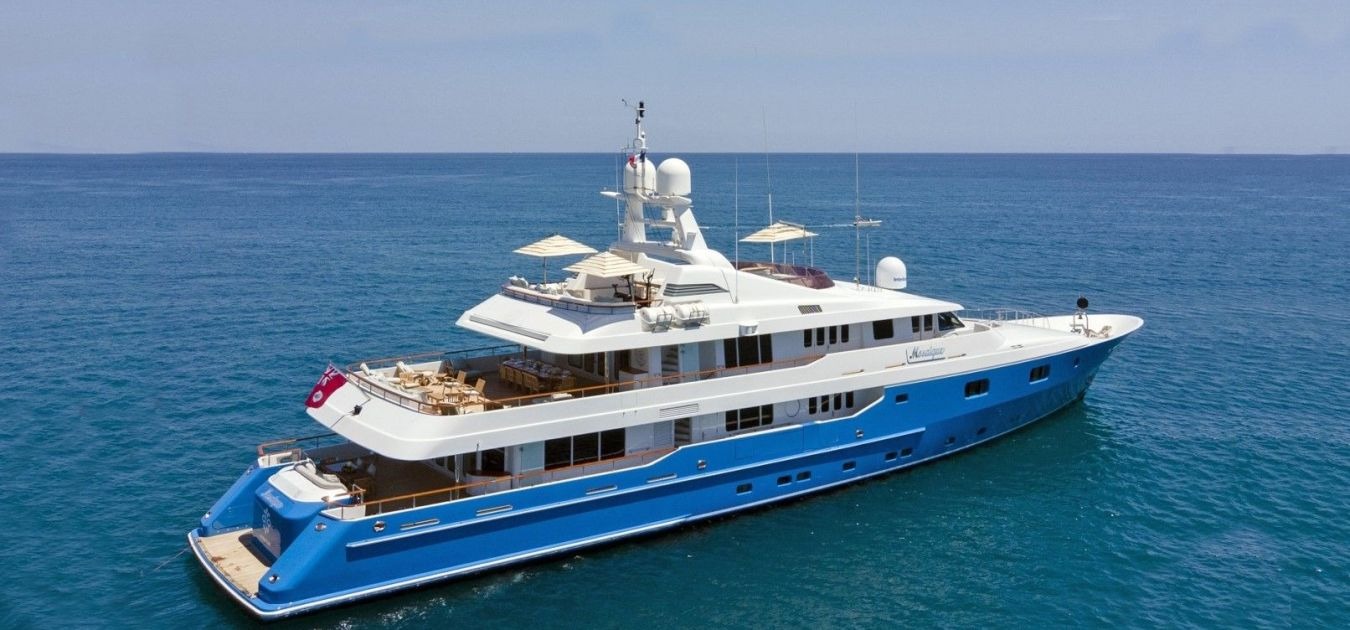 mosaique-motor-yacht-master-1-1350-630