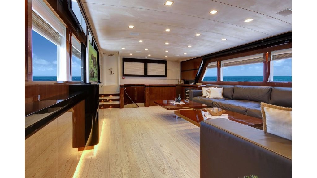 moss-luxury-motor-sailor-21-1024-576