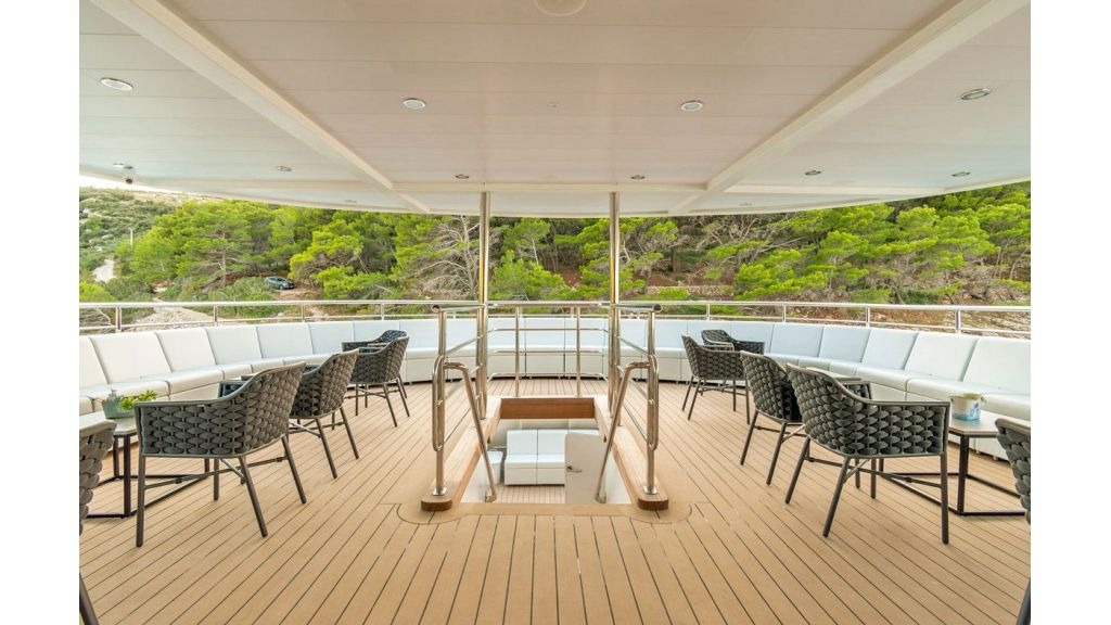 motor-yacht-ohana-20-1-1024-576