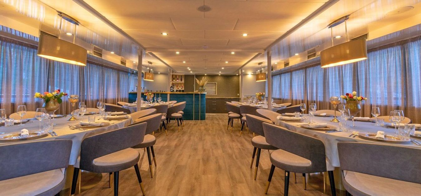 motor-yacht-ohana-master-2-1350-630