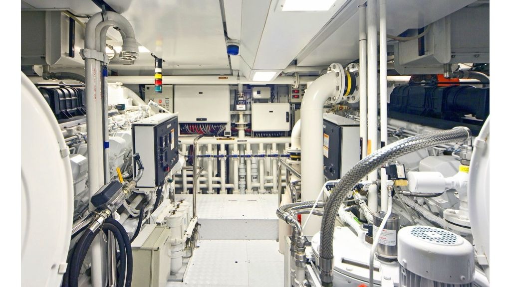 motor-yacht-sensation-25-1024-576