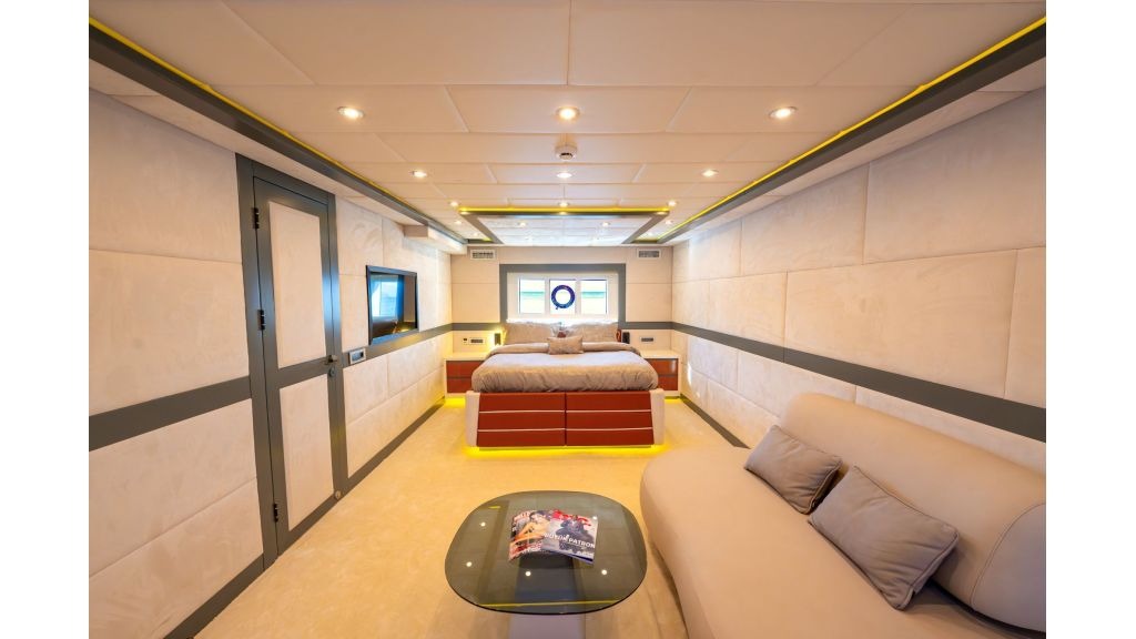 motoryacht-alessandro-11-1024-576