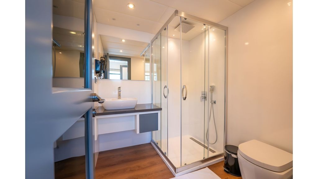 motoryacht-alessandro-19-1024-576