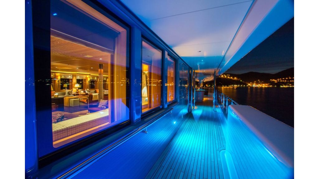 naia-luxury-charter-yacht-14-1024-576