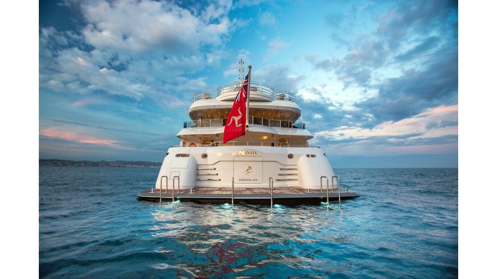naia-luxury-charter-yacht-22-1024-576
