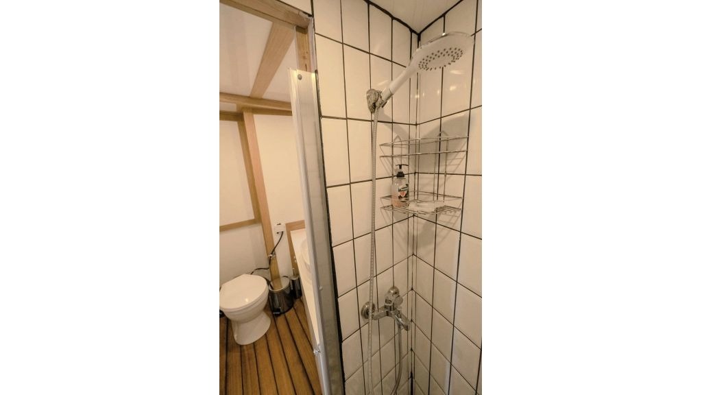 nayk-trawler-18-1024-576