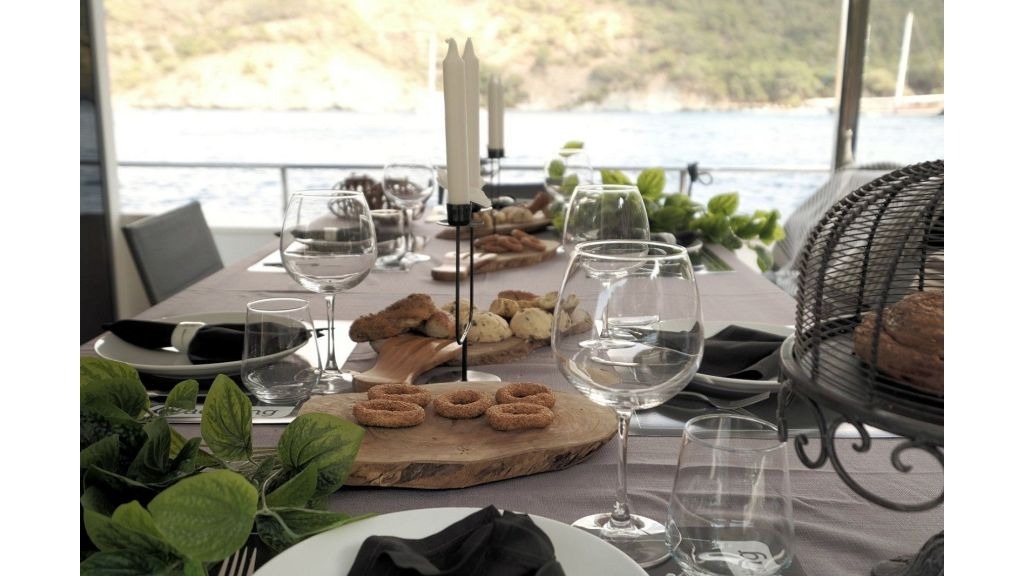 nayk-trawler-8-1024-576