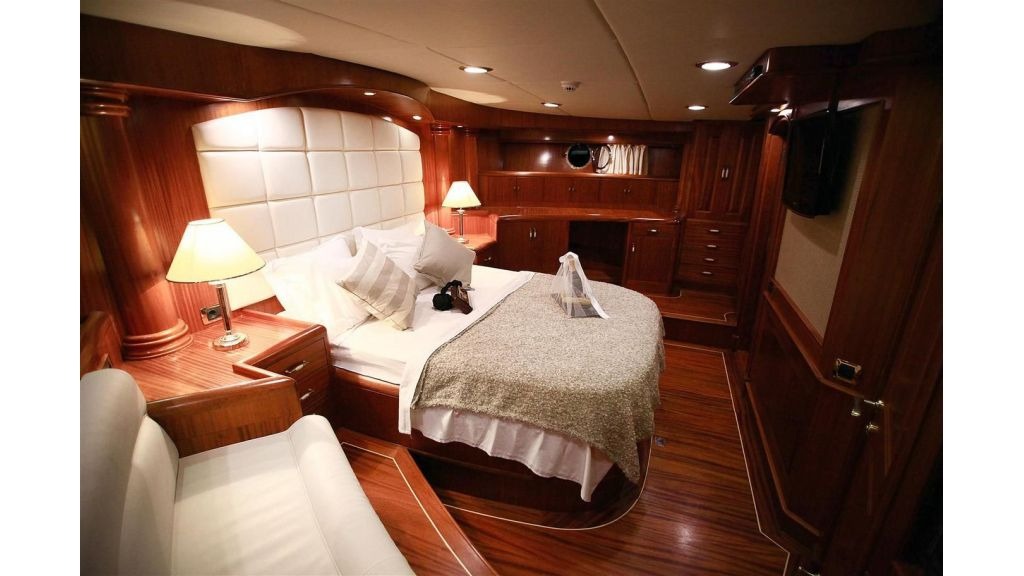 nurten-a-luxury-gulet-master1-1024-576