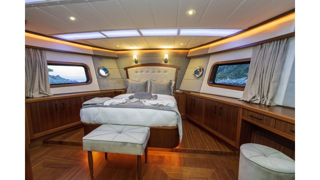 oggusto-trawler-15-1024-576