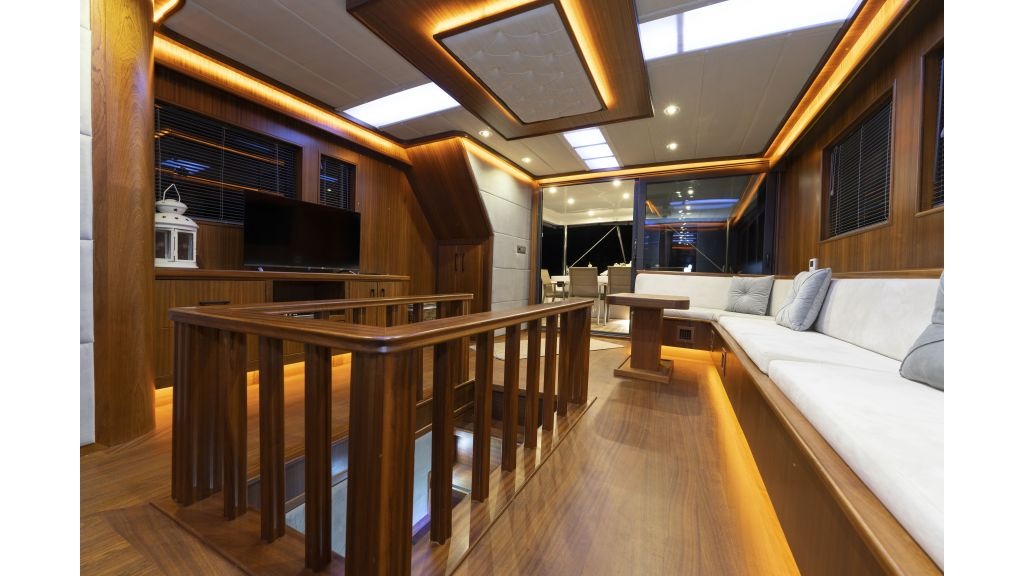 oggusto-trawler-19-1024-576