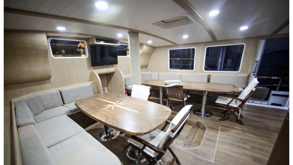 oguz-bey-saloon-master-1024-576