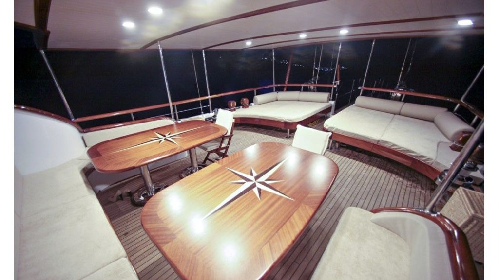 oguz-bey-sitting-area-master-1024-576