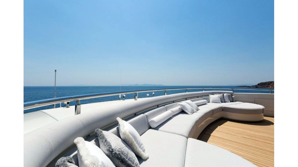 opari-3-supr-yacht-5-1024-576