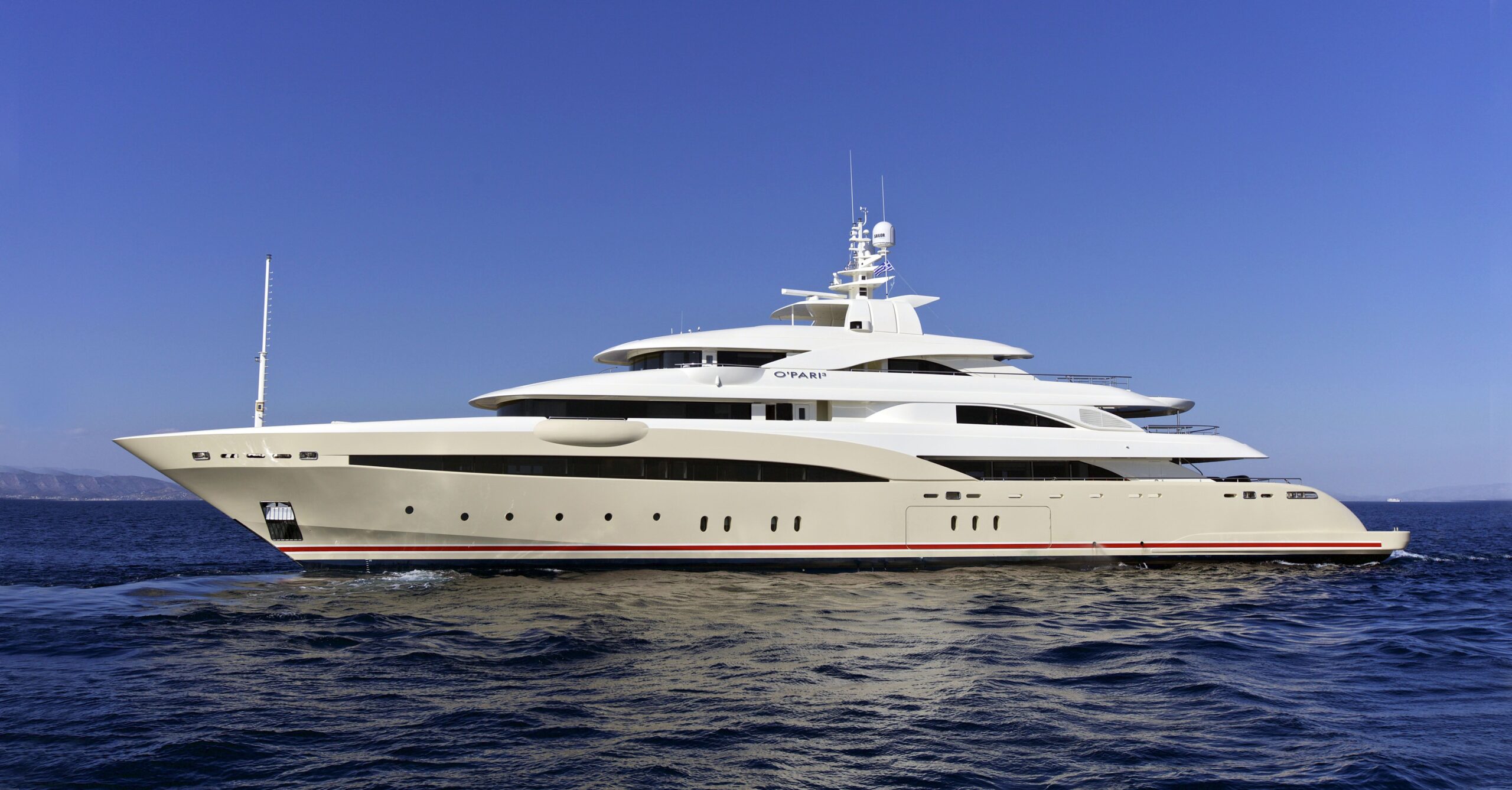 opari-3-supr-yacht-master