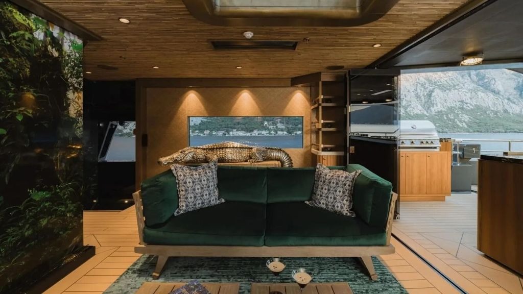 pink-shadow-022-1024-576