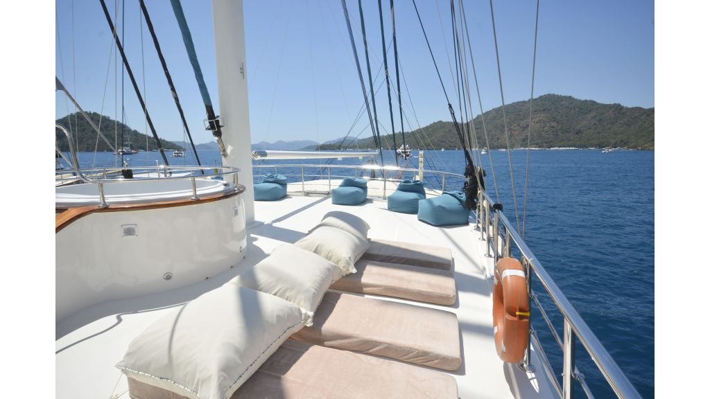 queen-atlantis-027-1024-576