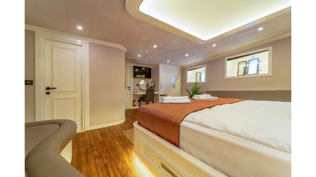 queen-of-makri-gulet-7-1024-576