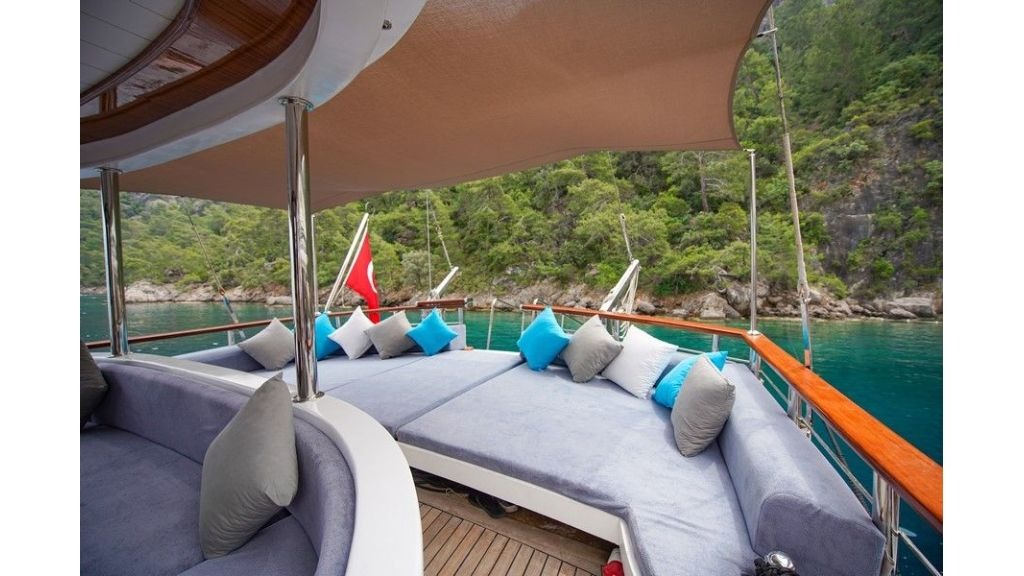 queen-of-rtt-302-1024-576