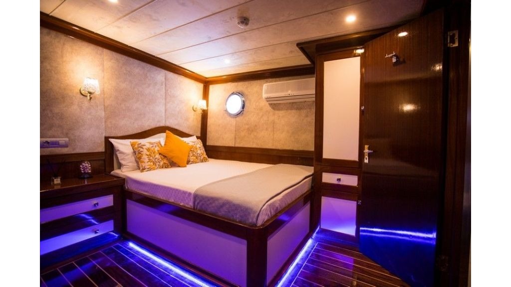 queen-of-rtt-322-1024-576