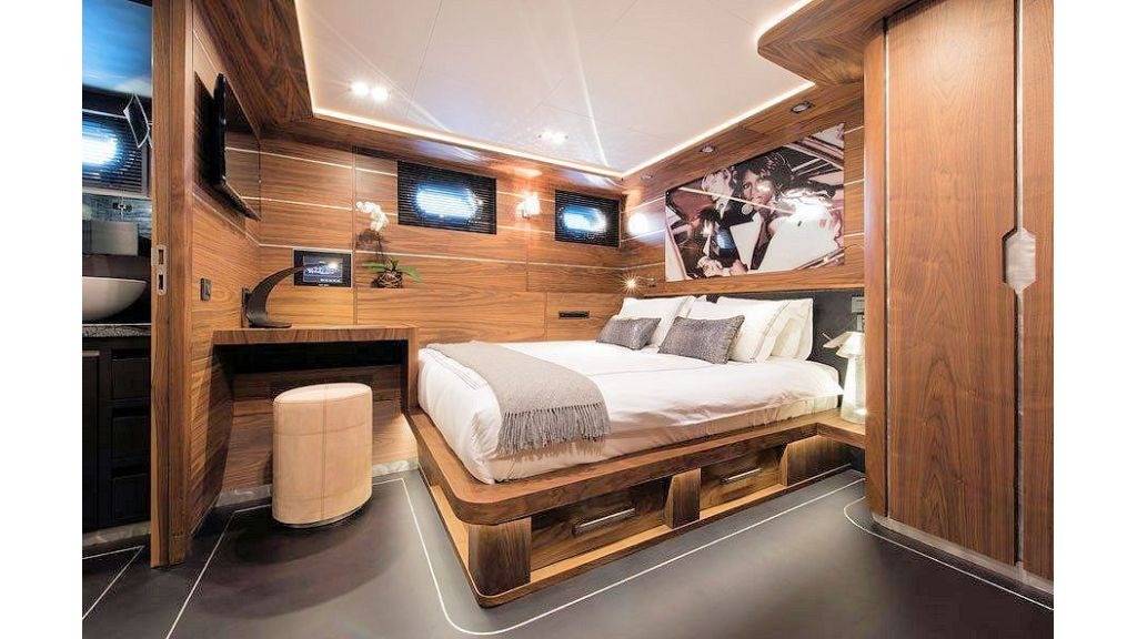 rox-star-sailing-yacht-13-1024-576