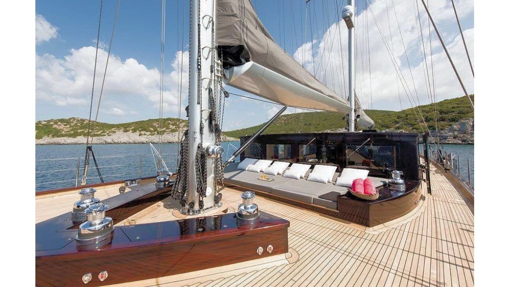 rox-star-sailing-yacht-15-1024-576