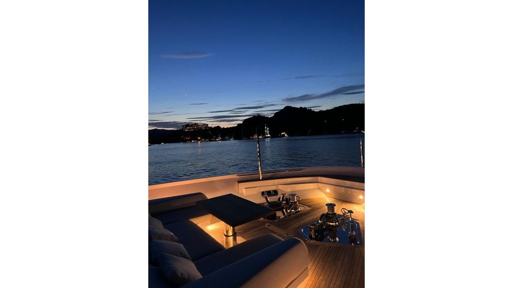 sanlorenzo-105-2022-s12206-1024-576