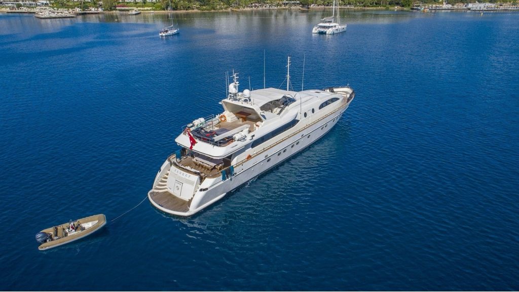 sanref-motor-yacht-005-1024-576