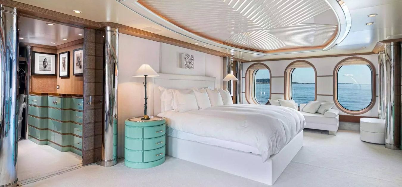 sea-huntress-master-1-1350-630