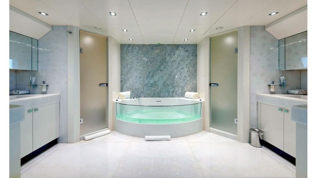 serenitas-motor-yacht-2-1024-576