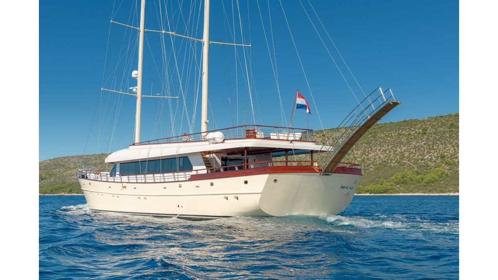 son-de-mar-gulet-04-1024-576