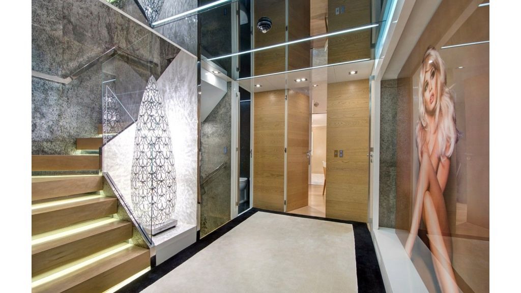 sun-motor-yacht-14-1024-576